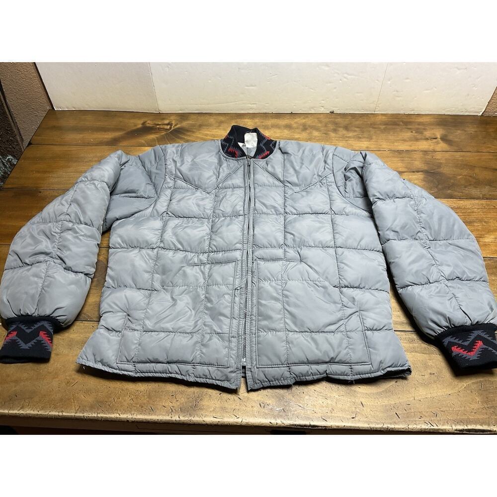 Vintage Walls Aztec Western Blizzard Pruf Insulated Puffer Jacket Coat Medium